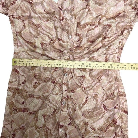 NWT Fate Animal Print Twist Waist Dress Size Medium Long Sleeves Fitted - Picture 12 of 15